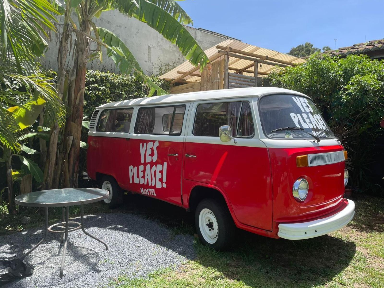 Yes Please! Hostel Antigua Bagian luar foto